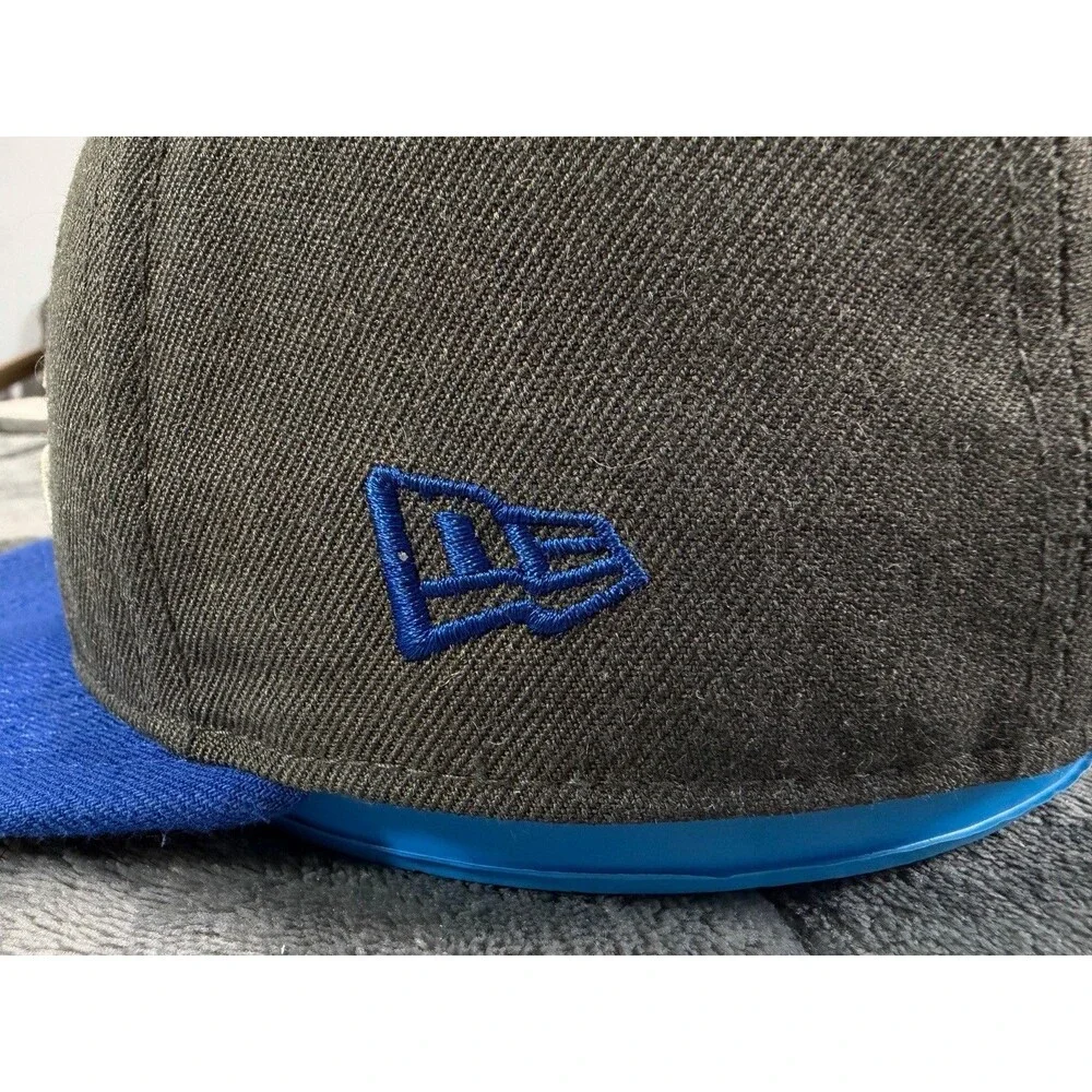 LA Los Angeles Rams New Era 9FIFTY Snapback Hat Blue Gray Vintage Helmet Logo.